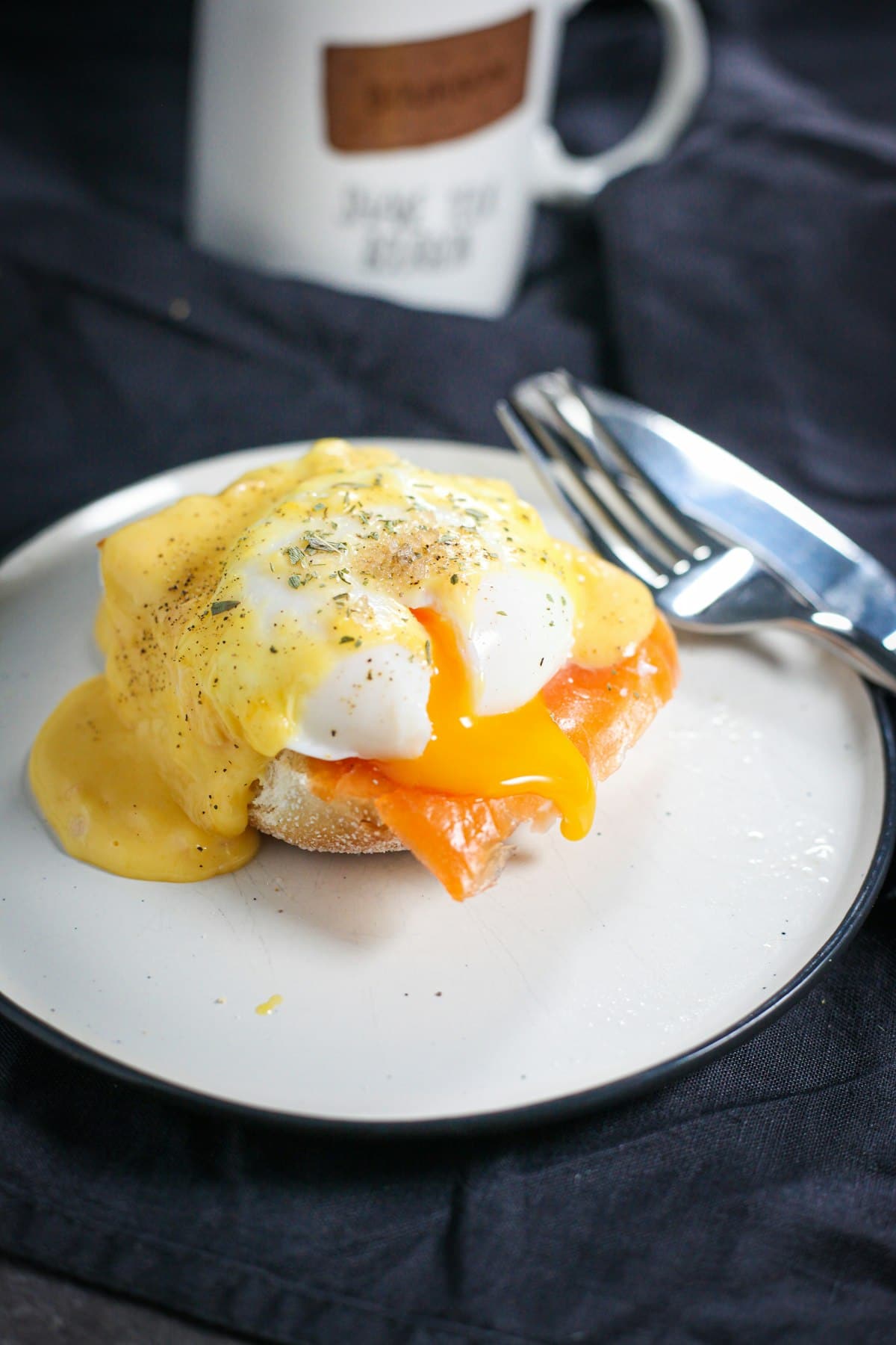 Poached eggs on sourdough with hollandaise